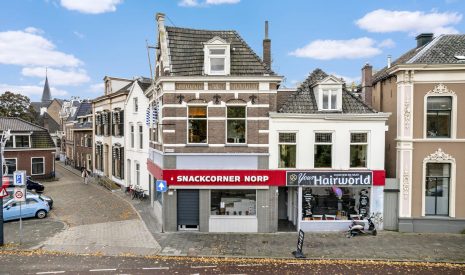 Te Koop: Foto Winkelruimte aan de Burgemeester van Roijensingel 23-24 in Zwolle