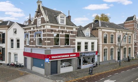Te Koop: Foto Winkelruimte aan de Burgemeester van Roijensingel 23-24 in Zwolle