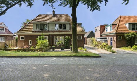 Te koop: Foto Woonhuis aan de Beukenallee 51 in Zwolle